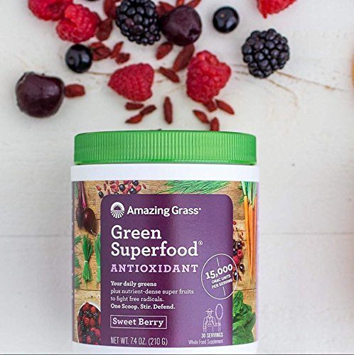 Amazing Grass Green Superfood Antioxidant Organic Powder with Wheat Grass, Elderberry, and Greens, Flavor: Sweet Berry, 30 Servings Supplement Amazing Grass 